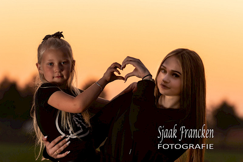 portfolioImg